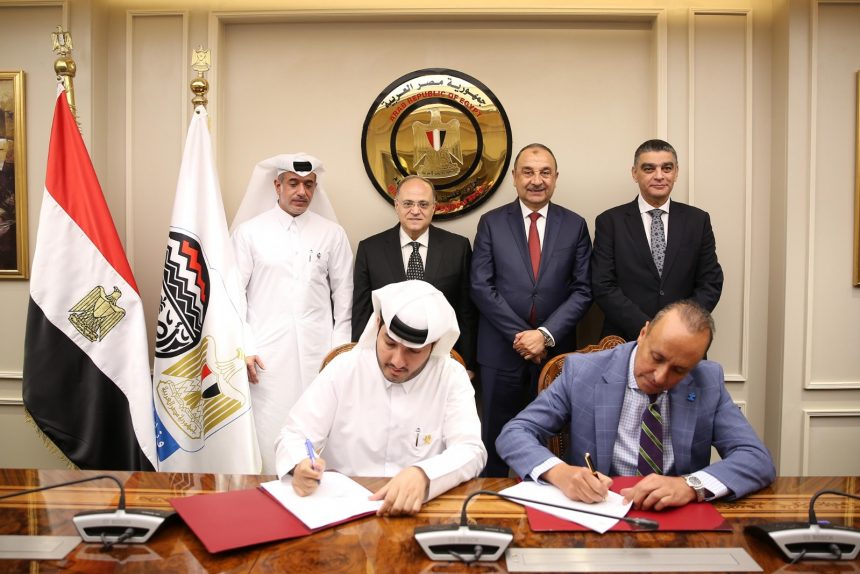 توقيع اتفاقية شراكة مصرية قطرية أمريكية لتأسيس منظومة تصنيع طبي متكاملة تخدم الأسواق العربية والعالمية 1 WhatsApp Image 2025 10 30 at 22.52.24 f0e1531f