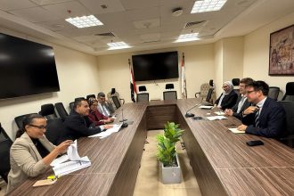 التمثيل التجاري المصري يبحث مع المستشار التجاري البريطاني بالقاهرة