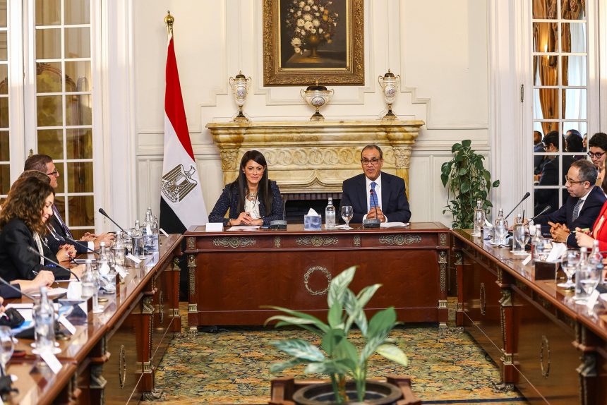 المشاط وعبدالعاطي