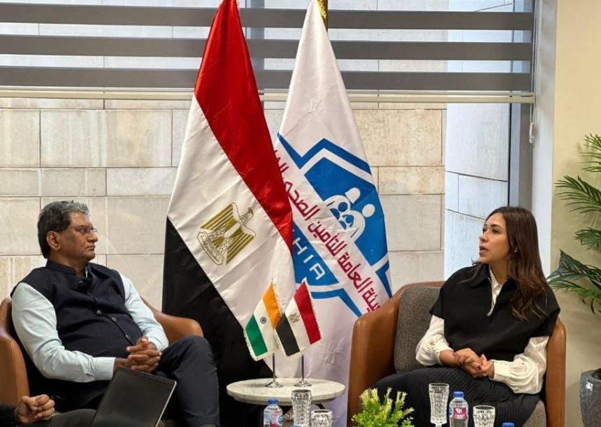 الهيئة العامة للتأمين الصحي الشامل تبحث مع السفير الهندي