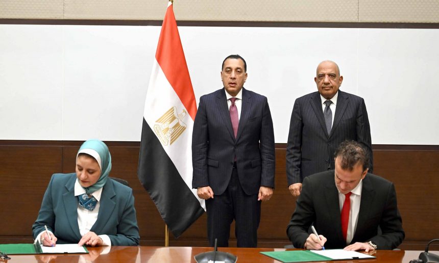 توقيع اتفاقية تعاون مصرية إماراتية لتنفيذ الدراسات النهائية لمشروع الربط الكهربائي بين مصر وأوروبا عبر إيطاليا