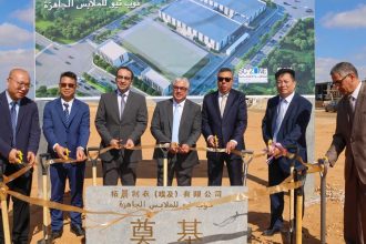 رئيس اقتصادية قناة السويس ونائب محافظ الإسماعيلية يشهدان وضع حجر أساس