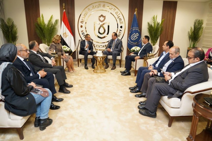 رئيس هيئة الرعاية الصحية يلتقي رئيس اتحاد المستشفيات العربية