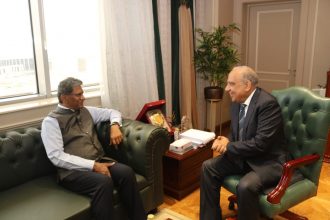 سفير الهند لوزير الكهرباء