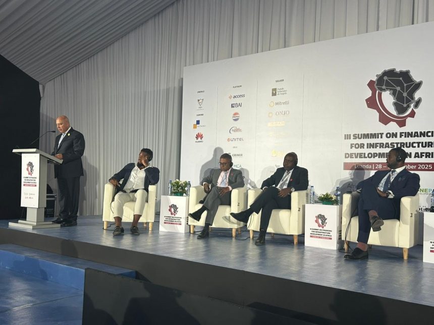 شرايين القارة.. مصر ترسم خريطة الربط الإفريقي الجديدة 1 كامل الوزي