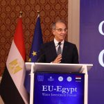 وزير الاتصالات 1