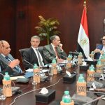 وزير الاستثمار: خطة متكاملة لتيسير حركة التجارة وتحسين بيئة الأعمال في مصر 3 وزير الاستثمار والتجارة الخارجية يعقد لقاءً موسعًا مع رئيس الاتحاد العام للغرف التجارية