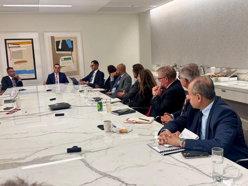 وزير الاستثمار يلتقي DLA Piper ومجموعة من المستثمرين الدوليين الراغبين في دخول السوق المصرية
