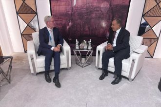 وزير الخارجية لنائب رئيس الكتلة البرلمانية الألمانية