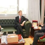 وزير الكهرباء والطاقة المتجددة يبحث مع وزير التنمية الدولية بمملكة النرويج