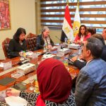 التنمية المحلية لوفد البند الدولي: برنامج تنمية الصعيد خلق 396 ألف وظيفة من خلال أكثر من 5900 مشروع 3 وزيرة التنمية المحلية تبحث مع لجنة التقييم المستقل التابع لمجموعة البنك الدولي