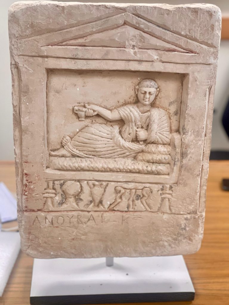 مصر تسترد قطعا أثرية من أمريكا 5 1 1