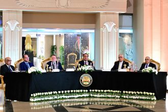 265 كجم من السبائك بقيمة 34 مليون دولار. النيابة تسلم مضبوطات ذهبية لـالمركزي المصري