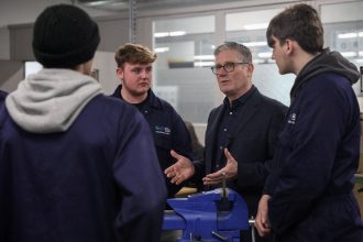 AFP 20251113 83X43NW v1 HighRes BritainPoliticsEnergy