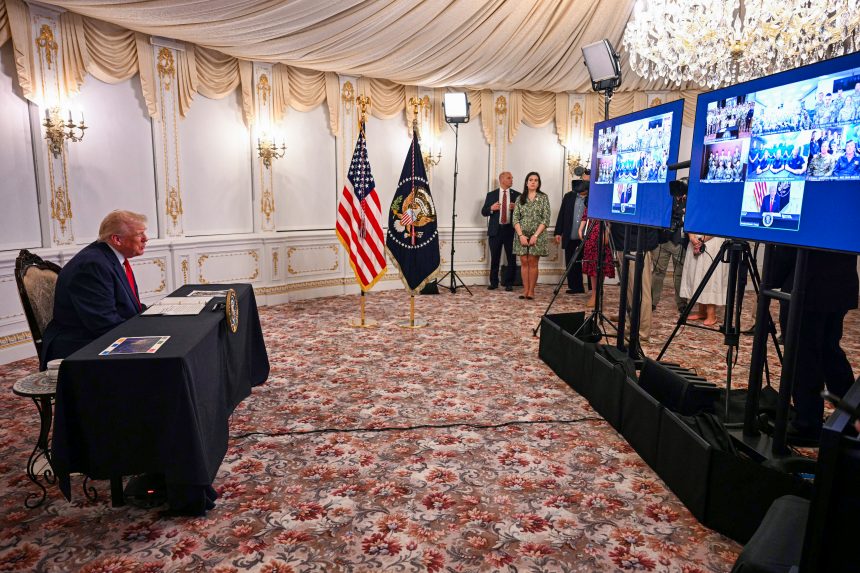 AFP 20251127 86EZ9GP v3 HighRes DonaldTrumpParticipatesInACallWithServiceMember