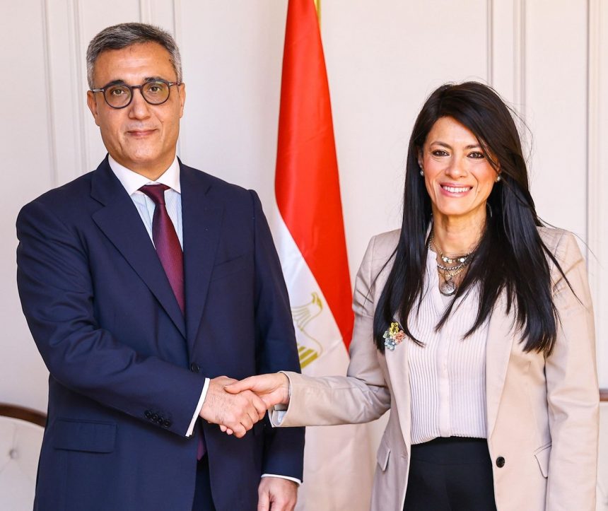 المشاط وسفير الجزائر e1762529765173