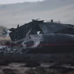 حطام الطائرة سي 130