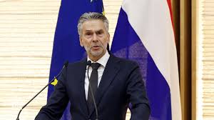 رئيس الوزراء الهولندي ديك سخوف