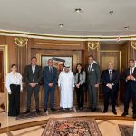 رئيس هيئة الاستثمار يلتقي رئيس رابطة رجال الأعمال القطريين