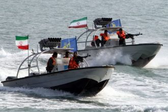 عناصر من الحرس الثوري