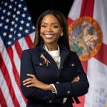 لنائبة شيلا شيرفيلس ماكورميك