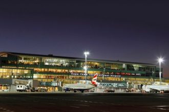 مطار في جنوب أفريقيا