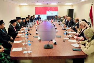 وزير التربية والتعليم يبحث مع نظيره الإندونيسي سبل تعزيز التعاون وتبادل الخبرات في مجال التعليم والتعليم الفني