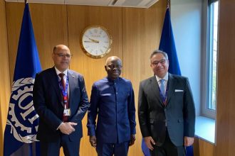 وزير العمل ومدير منظمة العمل الدولية