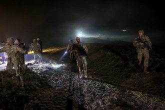 مقتل رئيس أركان الجيش الليبي في «حادث أليم» بعد سقوط طائرته لدى عودته من أنقرة