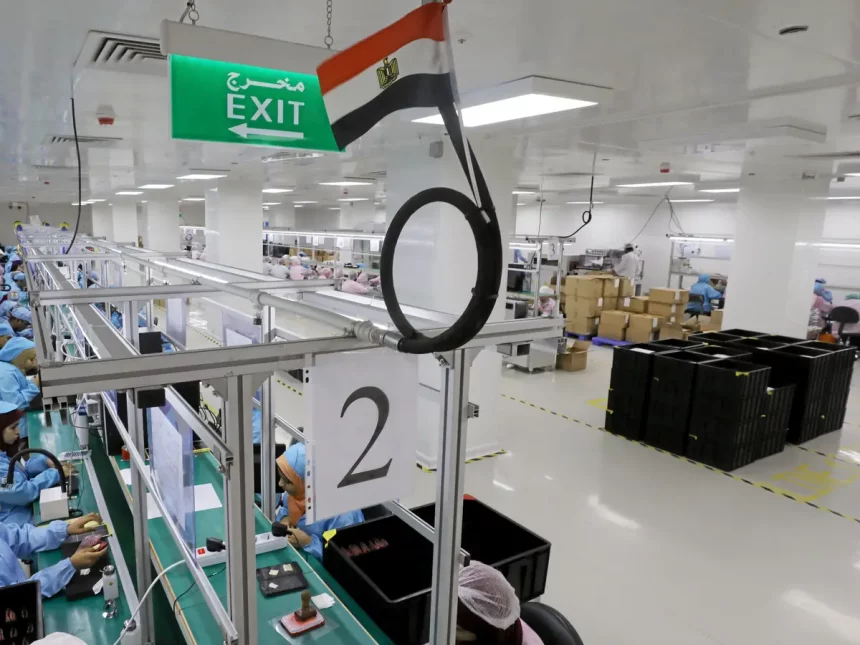 أحد المصانع في مصر