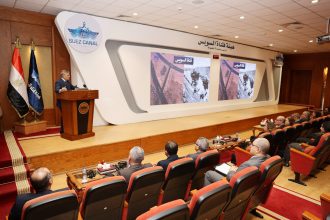 الفريق أسامة ربيع رئيس هيئة قناة السويس