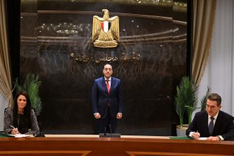 توقيع 6 مذكرات تفاهم واتفاقيات بين الحكومة والبنك الأوروبي في مجالات الاستثمار والطاقة والتنمية المستدامة