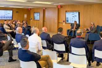 رئيس اقتصادية قناة السويس بأمريكا