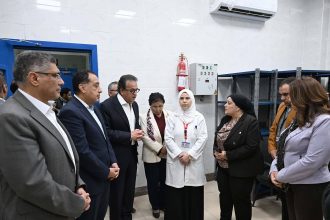 رئيس الوزراء يتفقد وحدة طب الأسرة بقرية الودي