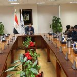 زير الاتصالات وتكنولوجيا المعلومات يجتمع بأعضاء لجنة صناعة الاتصالات