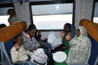 سكك حديد مصر تُسير الرحلة 41 لنقل الأشقاء السودانيين ضمن مشروع العودة الطوعية