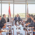 وزير الاستثمار يبحث مع وفد بلومبرغ غرين إنشاء مركز إقليمي للأمن الغذائي وتوطين تكنولوجيا الحفظ الزراعي بمصر