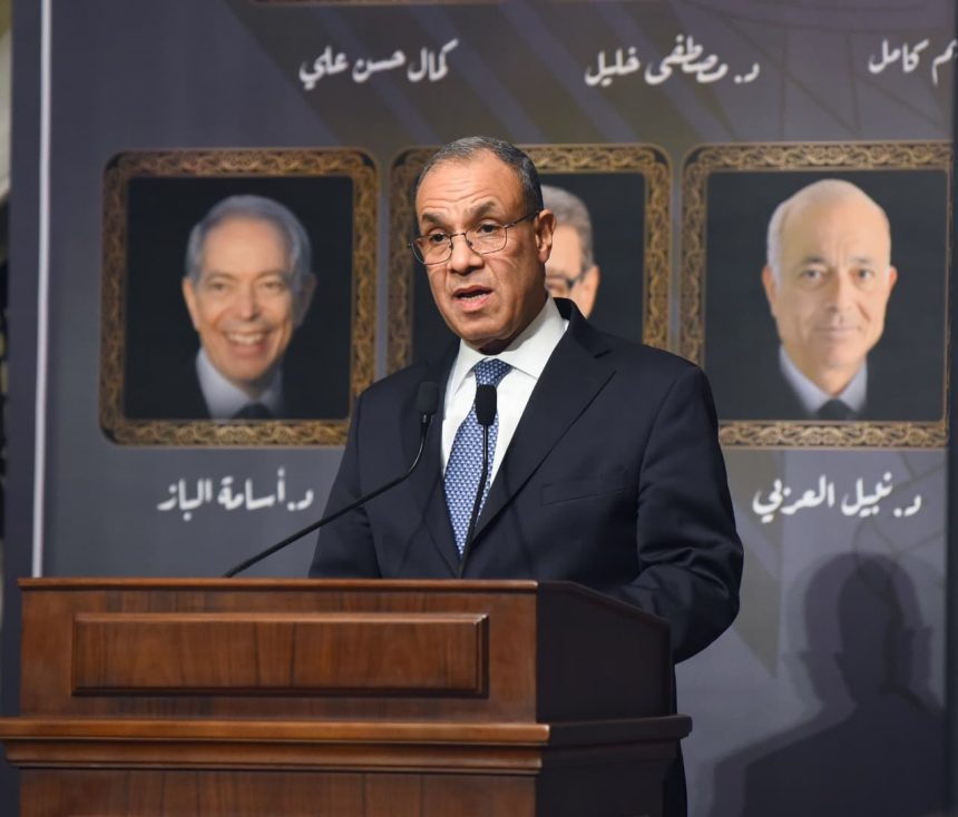 وزير الخارجية بدر عبدالعاطي