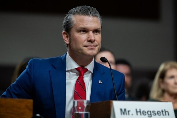 وزير الدفاع الأمريكي بيت هيغسيث
