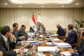 وزير قطاع الأعمال العام يبحث مستجدات التعاون مع مجموعة طلعت مصطفى لتطوير مشروعات فندقية