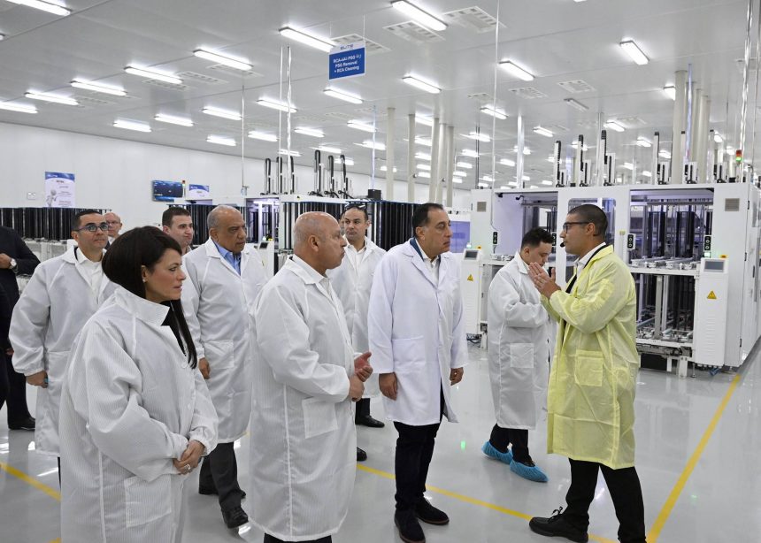 افتتاح إيليت سولار باستثمارات 116 مليون دولار. يجذب استثمارات الاقتصاد الأخضر لاقتصادية قناة السويس