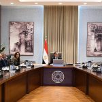 رئيس الوزراء يستعرض إجراءات التعامل مع الحيوانات الضالة والمتروكة