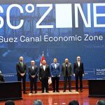 رئيس الوزراء يشهد توقيع اتفاقيات وعقود إنشاء مشروعين متكاملين في مجال الطاقة المتجددة وتصنيع مكوناتها محلياً