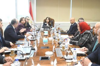 اجتماع وزيرة الإسكان 1