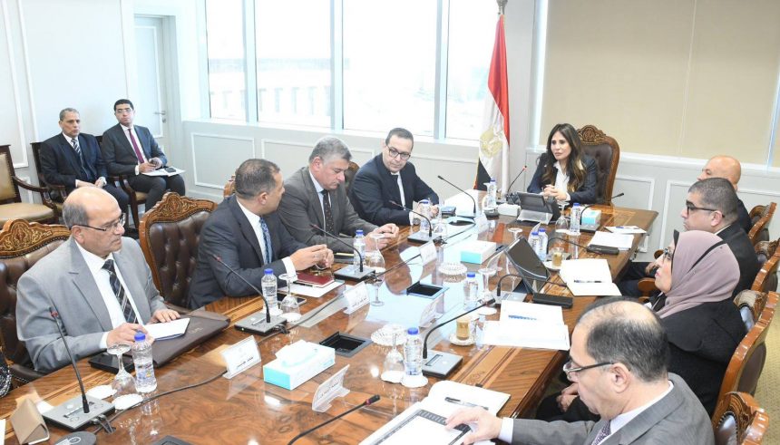 اجتماع وزيرة الإسكان