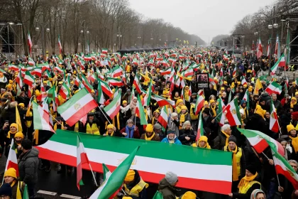 تظاهر الآلاف في برلين تضامنا مع الاحتجاجات الإيرانية
