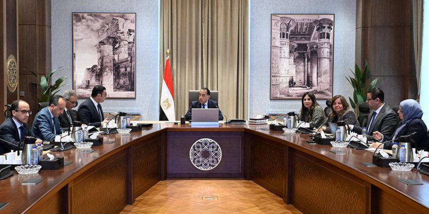 رئيس الوزراء يستعرض محاور مبادرة مشاركة القطاع الخاص في تنفيذ وحدات الإسكان الاجتماعي