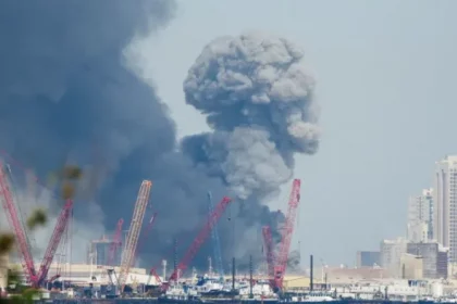 فوضى وذعر في مدن خليجية وفرار سكان بعد الضربات الصاروخية الإيرانية