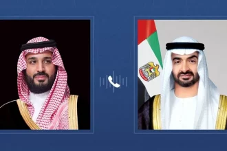 في أول اتصال منذ الخلاف بين الرياض وأبوظبي. ولي عهد السعودية يؤكد لرئيس الإمارات وضع الرياض إمكاناتها لمساندة أبوظبي
