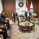 وزير البترول يتابع مع مسؤولي إيني الإيطالية خطط زيادة الإنتاج وربط الحقول القبرصية